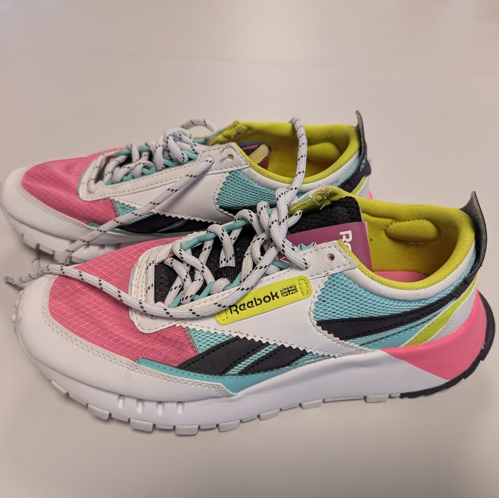 Reebok Classic Leather Legacy running shoes sz 6
